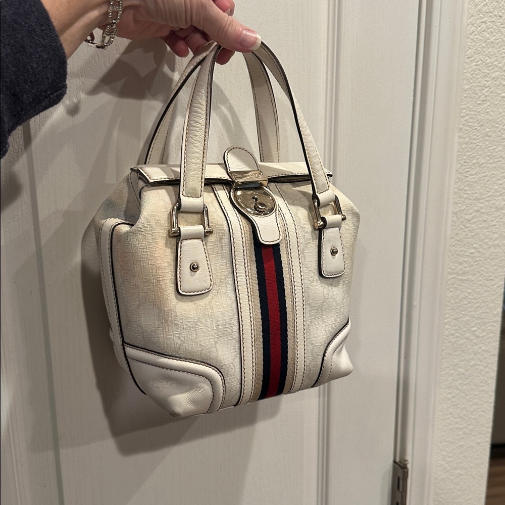 GUCCI Project bag Discoloration no damage maybe get it dyed a darker color